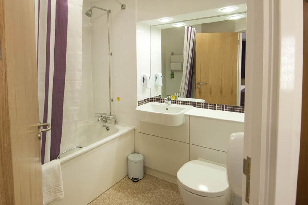 Premier Inn Portishead Exteriör bild
