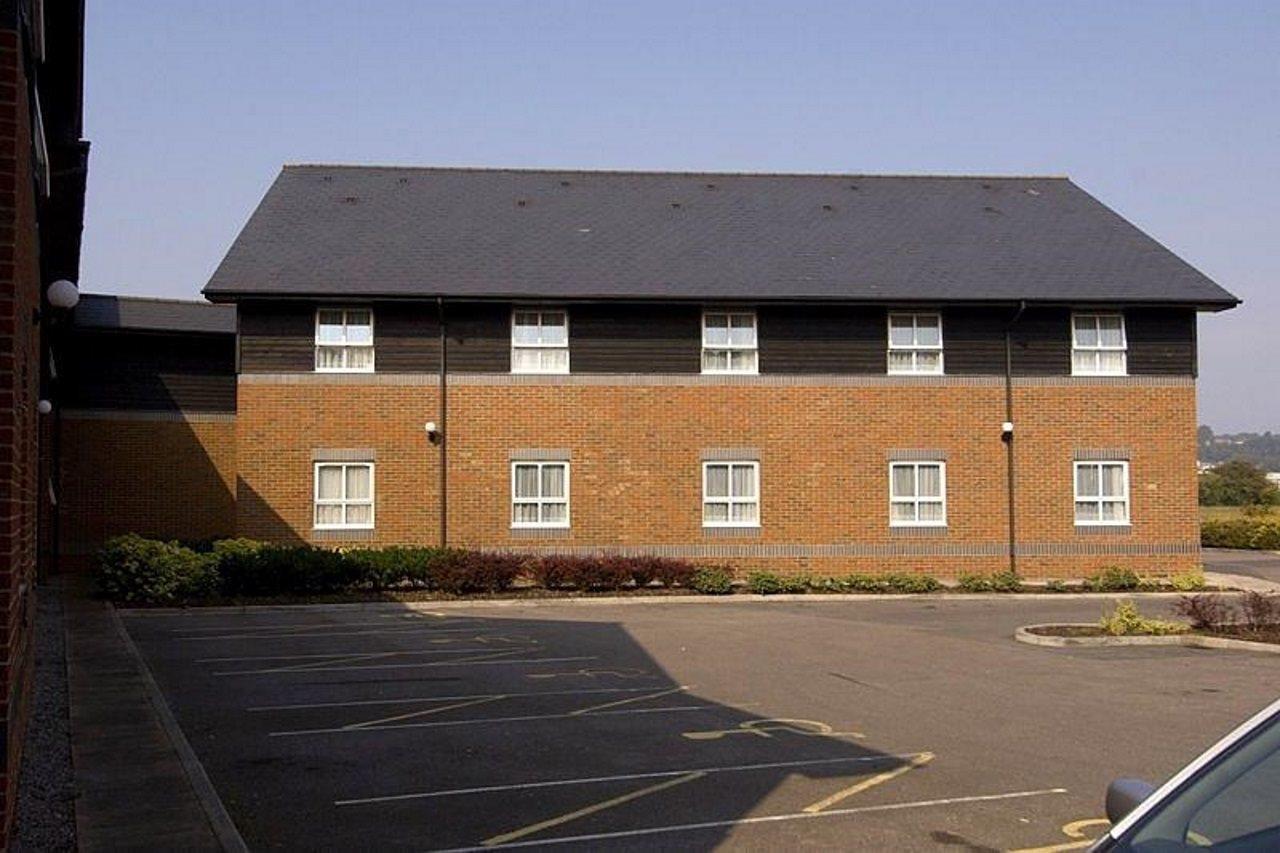 Premier Inn Portishead Exteriör bild