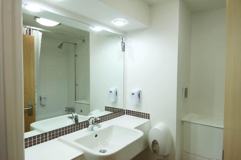 Premier Inn Portishead Exteriör bild